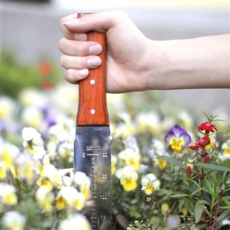 Hire a professional handyman in chicago, il for residential or commercial services and repairs, including drywall installation & repair, pressure washing, electrical, plumbing, flooring, painting. Hydroponic Garden: Everything You Need to Know | The ...