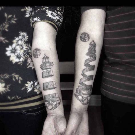 Tatouage Couple Original Noir Gris Phare Maritime Tribal Tattoos Tattoos Skull Wolf Tattoos