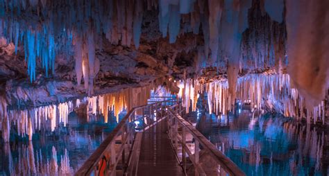 Crystal And Fantasy Caves Bermuda