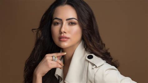 Watch Sana Khan Breaks Down Post Break Up With Melvin Louis During Special Ops Trailer Launch
