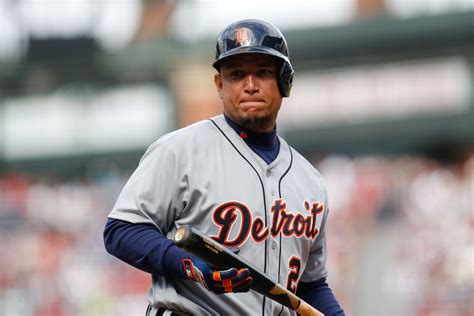 Mlb Asg Update Miguel Cabrera Continues To Slide In First Base Vote