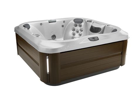 J 345™ Comfort Hot Tub With Open Seating Jacuzzi®