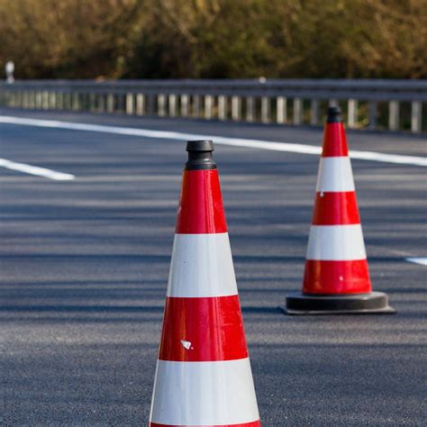 Außerdem gibt es weltweit die möglichkeit, ihn via livestream im internet abzuspielen. Raststätte Remscheid gesperrt - Radio RSG