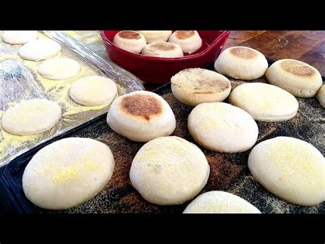 Google's free service instantly translates words, phrases, and web pages between english and over 100 other languages. "English Muffins" de Masa Madre o "Sourdough" Paso a Paso ...
