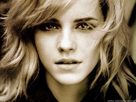 Emma Watson Wallpapers 4k Hd Emma Watson Backgrounds On Wallpaperbat