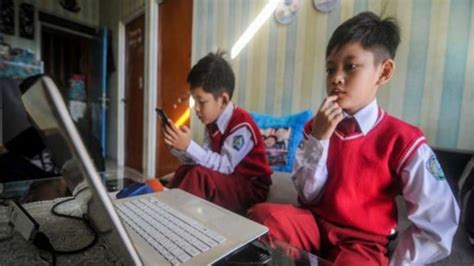 Belajar Online Di Masa Pandemi Foto Kisah Pendidikan Di Masa Pandemi Tips Harian