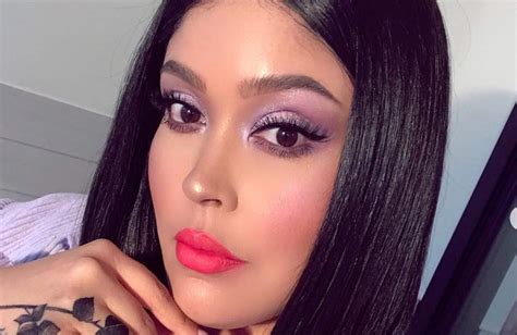 rihanna s makeup artist priscilla ono shares her beauty tips fashion advice