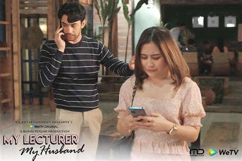 Gunakan google chrome untuk streaming film, jangan lupa di share ya Inilah Sinopsis 1 Film My Lecturer My Husband, Dosen ...