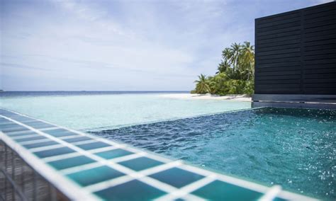 Southern Maldives Vacations Honeymoons And Resorts Tahiti Legends