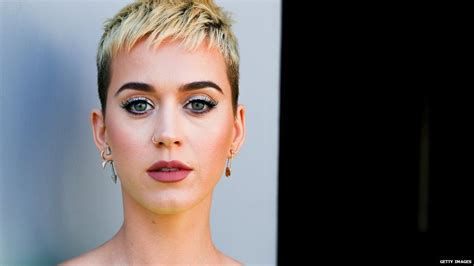 Katy Perry Wants To End Her Feud With Taylor Swift Bbc News