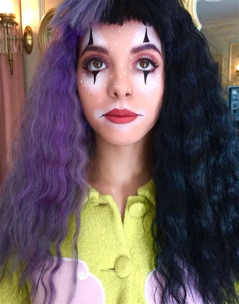 Melanie With Clown Makeup Melanie Martinez Melanie Martinez Makeup
