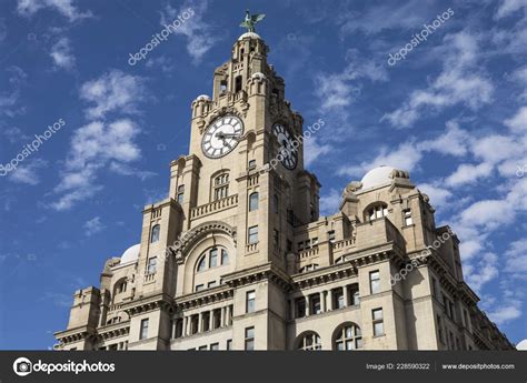 View Historic Royal Liver Building City Liverpool — Stock Photo