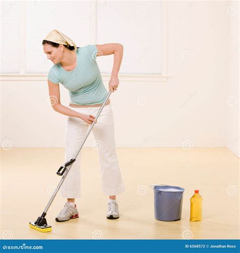 2447 Woman Mopping Floor Cleaner Stock Photos Free And Royalty Free