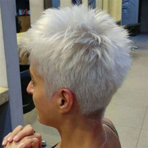 Pin by Corena Pfützenreuter on Friseur Short spiked hair Short spiky hairstyles Short white hair