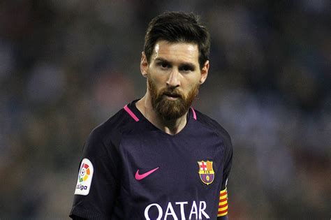 Leo Messi Trifft Gegen Eibar Nicht Stellt Aber Zwei Neue Rekorde Auf