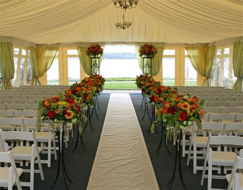 Steve Jobs Store: Wedding Ceremony Decorations