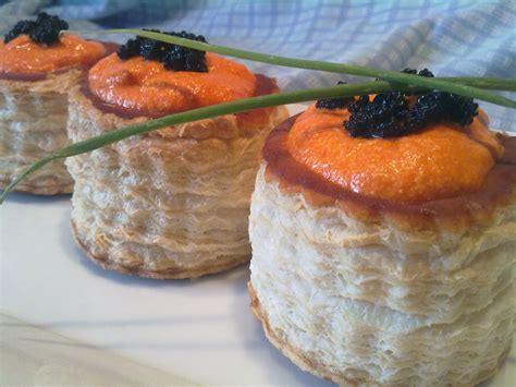 En este caso, estarán rellenos de arroz, de carne picada y de alguna verdura y. Mis recetas de cocina: Volovant Relleno de mousse de ...