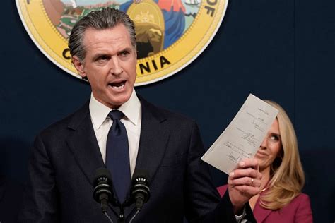 As Democrats Sour On Biden Gavin Newsom Sparks Presidential Run Chatter With Attack On Ron