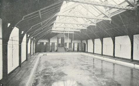 St Leonards Swimming Pool House And History