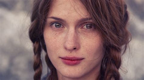 Wallpaper Face Women Model Long Hair Blue Eyes Brunette Actress Freckles Nose Emotion