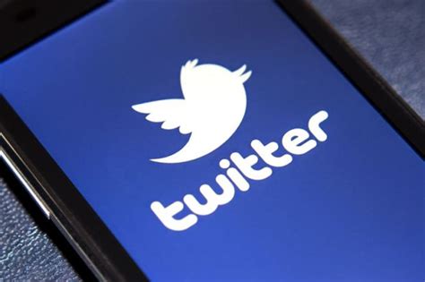 How The Top 10 Uk Universities Use Twitter Times Higher Education The