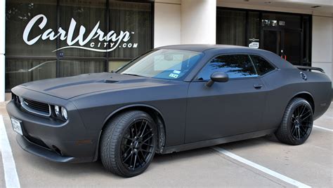 Lovin' the look of this Dodge Challenger! Avery Dennison Matte black