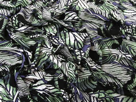 Tropical Leaf Print Viscose Challis Dress Fabric C7187 Turq M Ebay