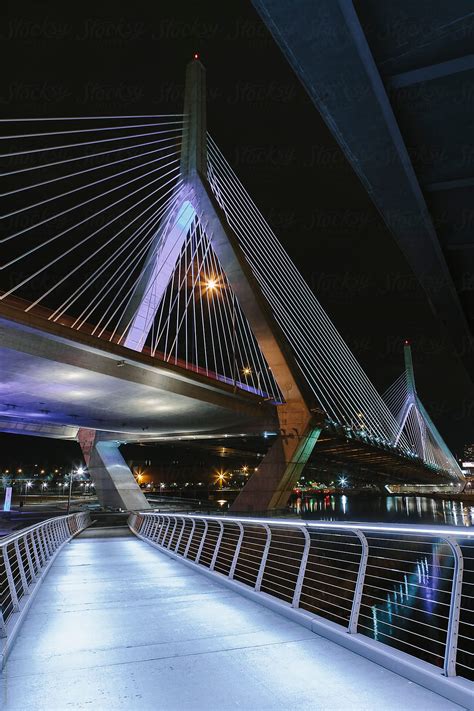 Zakim Bridge At Night Boston Massachusetts Usa Del Colaborador De