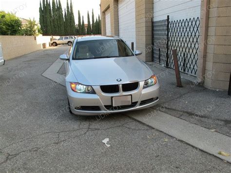 H.i.d., short for high intensity discharge, is a lighting technology that uses a xenon gas charged bulb in combination with an electronic ballast to regulate the current going through it. iJDMTOY Car Blog: Factory Headlights Or HID Upgrade For BMW 325i