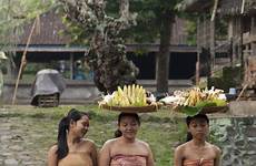 bali indonesian girls indonesia village people balinese lord beautiful send am choose board children tenganan culture