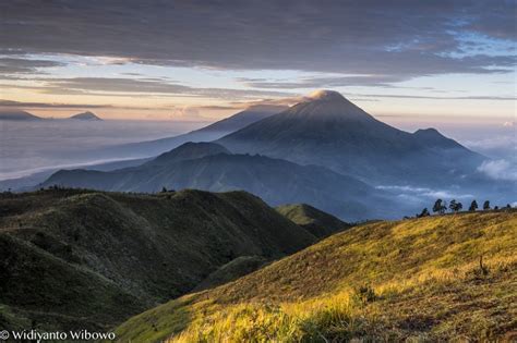 Gambar Pemandangan Gunung Prau