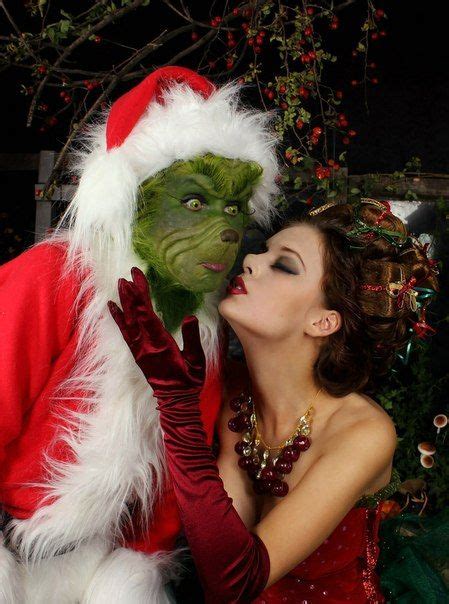 Martha May Whovier And Grinch Couples Costume Martha May Whovier