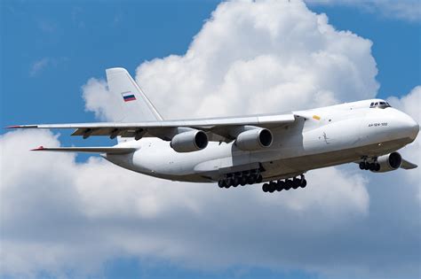 Antonov An 124 Suffers Runway Excursion After Emergency Landing Aerotime