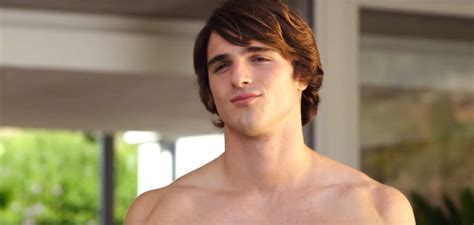 Jacob Elordi The Kissing Booth Hot Shirtless Guys In Movies