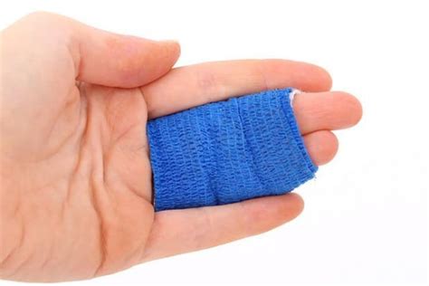 How To Treat A Jammed Finger Everything You Need To Know