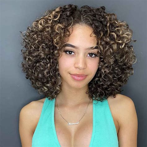 26 modern mullet hairstyles for girls with curly hair artofit