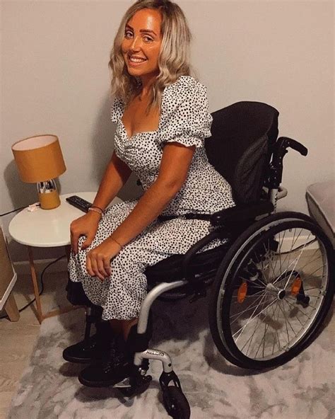 Pin Von Francesca Hearne Auf Wheelchair Women Rollstuhl Fahrer