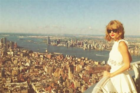 Taylor Swift Pulls All Her Albums From Spotify Vox