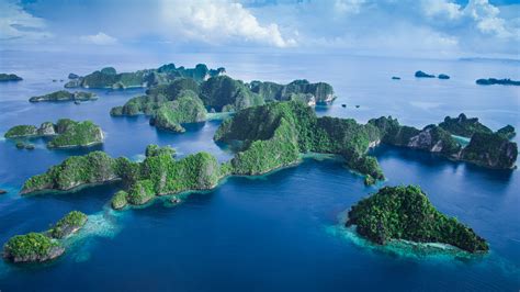 Indonesia Doesnt Know How Many Islands It Has Condé Nast Traveler