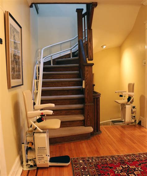 Stairfriend Stairlift For Curved Stairs Or Staircases With Turns Or