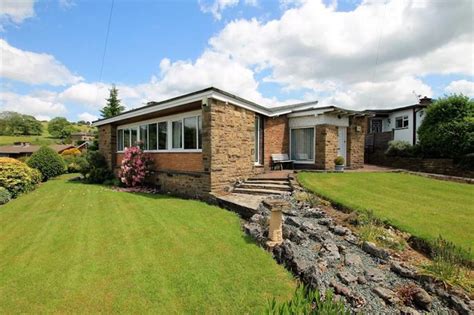 Everything just keeps holding together, running, and looking as fresh as a 1950s better homes and garden magazine. What homes looked like in the decade you were born | loveproperty.com