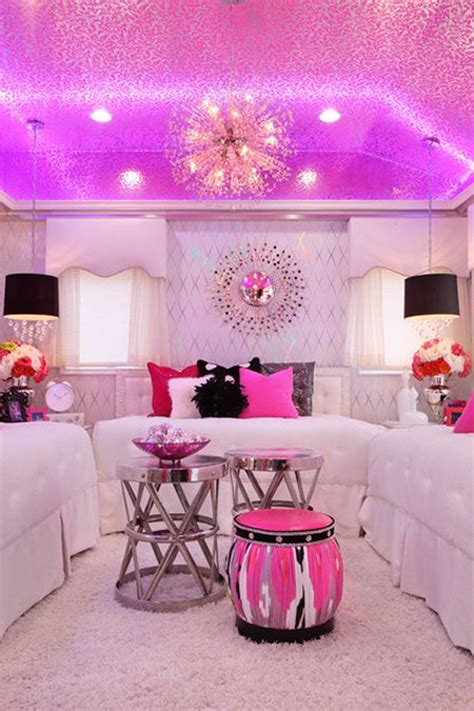 To spread out and get homework done, hang out with friends, lounge around, and, of course, sleep. Teenage Girl Bedroom Design Ideas - MidCityEast