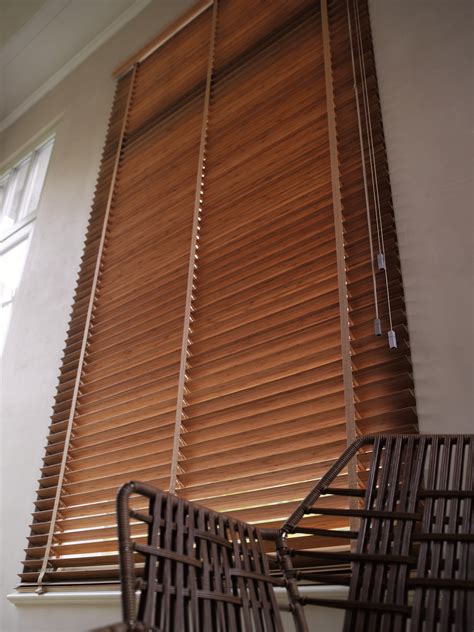 Wooden Venetian Window Blinds With Ultra One Touch Control Appeal
