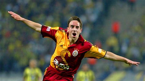 Frank Ribery Galatasaray formasıyla Fenerbahçe'ye gol atınca