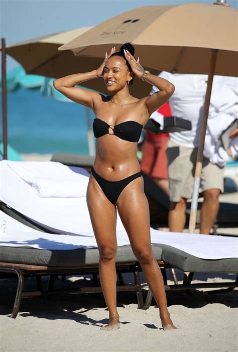 Karrueche Tran In A Bikini On The Beach In Miami Celebmafia