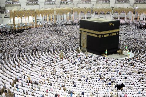 أقدم تسجيل صوتي لآذان المسجد الحرام بمكة في السعودية منذ أكثر من عاما CNN Arabic