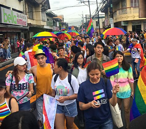 Un Women Helps Bring A Rainbow To Metro Manila During Pride March Un Women Asia Pacific