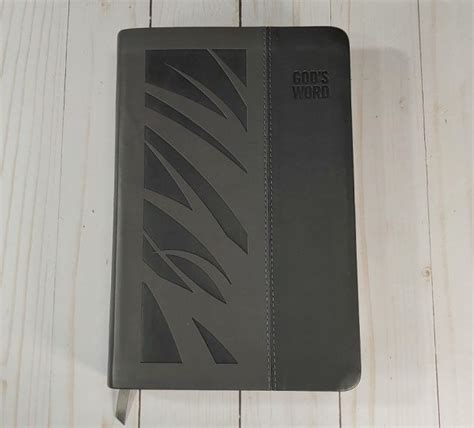 Gods Word Deluxe Large Print Bible Review Bible Buying Guide