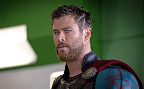 Chris Hemsworth New Look In Thor Ragnarok Hd Movies 4k Wallpapers