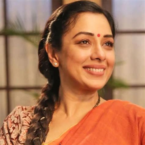Tv Actress Rupali Ganguly Recalls She Was Waiter In Party Where Her
